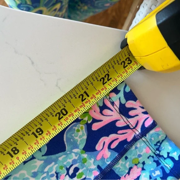 Lilly Pulitzer S luxletic Patterned with blue and pink Leggings - Picture 6 of 9